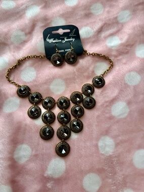 Fashion Jewelry Gold-Tone Necklace with Black Faceted Stones